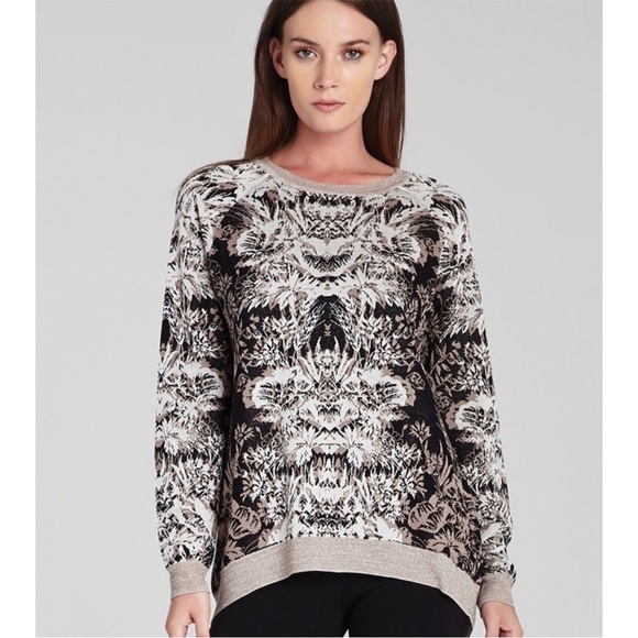BCBGMaxazria Parker Crew Neck Silk blend Sweater Size M/L - Picture 1 of 8